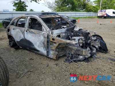 Czwarte zdjęcie samochodu z boku: 2022 MERCEDES-BENZ GLC 300 VIN:W1N0G8DB0NG076105 - miniatura