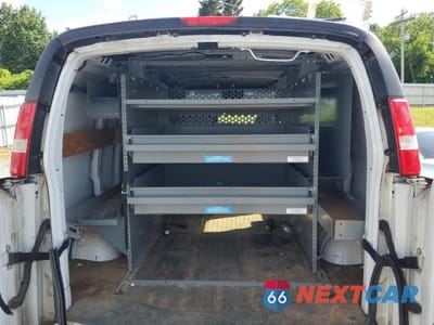 Zdjęcie 10 z 13 samochodu: 2018 CHEV EXPRESS G2500 VIN:1GCWGAFP9J1198380 - miniatura