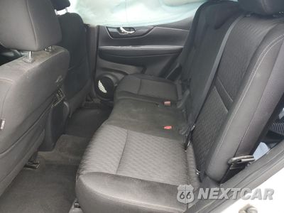 Zdjęcie 11 z 13 samochodu: 2018 NISSAN ROGUE S VIN:KNMAT2MV0JP512881 - miniatura