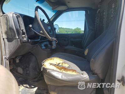 Zdjęcie 7 z 15 samochodu: 2002 CHEVROLET EXPRESS G3500 VIN:1GCHG39RX21226402 - miniatura