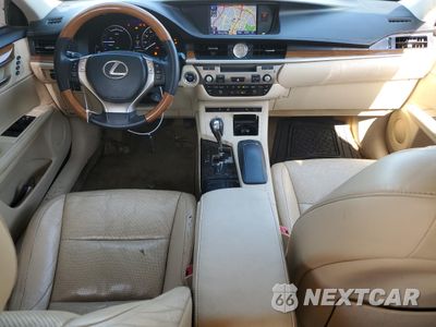 Zdjęcie 8 z 12 samochodu: 2014 LEXUS ES 300H VIN:JTHBW1GG2E2047153 - miniatura