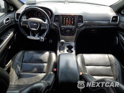 Zdjęcie 8 z 14 samochodu: 2017 JEEP GRAND CHEROKEE SRT-8 VIN:1C4RJFDJ6HC633669 - miniatura