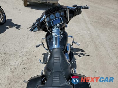 Zdjęcie 6 z 9 samochodu: 2014 HARLEY-DAVIDSON FLHXS STREET GLIDE SPECIAL VIN:1HD1KRM19EB655029 - miniatura