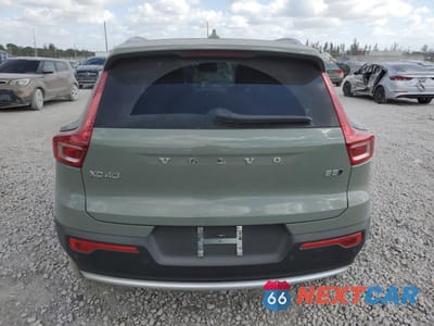 Zdjęcie 6 z 15 samochodu: 2025 VOLVO XC40 CORE VIN:YV4L12UJ4S2520540 - miniatura