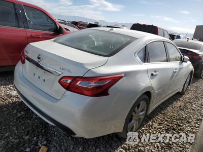 Trzecie zdjęcie samochodu z tyłu: 2016 NISSAN ALTIMA 3.5SL VIN:1N4BL3AP3GC294330 - miniatura