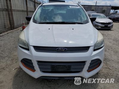 Piąte zdjęcie samochodu w środku: 2013 FORD ESCAPE S VIN:1FMCU0F78DUA48152 - miniatura