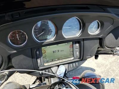 Zdjęcie 7 z 10 samochodu: 2017 HARLEY-DAVIDSON FLHTCU ULTRA CLASSIC ELECTRA GLIDE VIN:1HD1FCC19HB626962 - miniatura