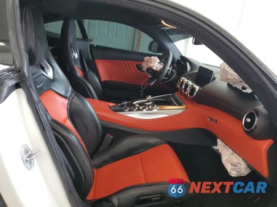 Zdjęcie 10 z 15 samochodu: 2016 MERCEDES-BENZ AMG GT S VIN:WDDYJ7JA7GA003357 - miniatura