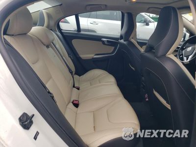 Zdjęcie 10 z 12 samochodu: 2013 VOLVO S60 T5 VIN:YV1612FS1D2202815 - miniatura
