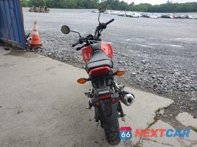 Czwarte zdjęcie samochodu z boku: 2025 HONDA GROM 125 VIN:MLHJC9211S5303782 - miniatura