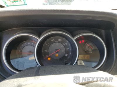 Zdjęcie 9 z 12 samochodu: 2009 NISSAN VERSA S VIN:3N1BC13E39L419279 - miniatura