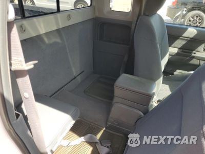 Zdjęcie 10 z 12 samochodu: 2004 NISSAN FRONTIER KING CAB XE VIN:1N6DD26T84C476789 - miniatura