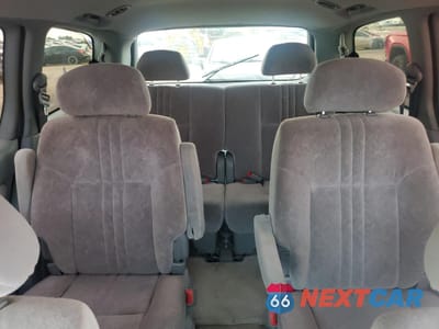 Zdjęcie 10 z 13 samochodu: 2000 TOYOTA SIENNA LE VIN:4T3ZF13C8YU292358 - miniatura