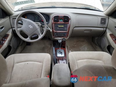 Zdjęcie 8 z 12 samochodu: 2002 HYUNDAI SONATA GLS VIN:KMHWF35H42A714778 - miniatura