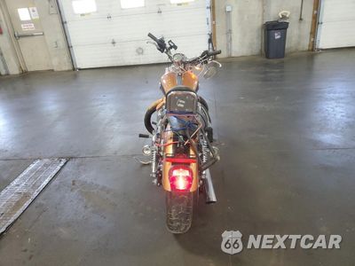 Czwarte zdjęcie samochodu z boku: 2008 HARLEY-DAVIDSON XL1200 C ANNIVERSARY VIN:1HD1CT3408K430072 - miniatura