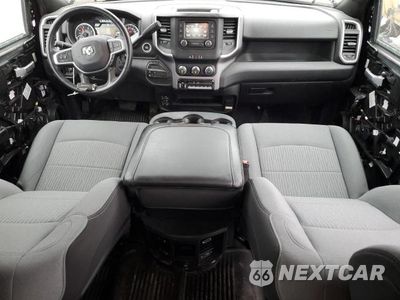 Zdjęcie 8 z 14 samochodu: 2024 RAM 3500 BIG HORN VIN:3C63RRHL4RG109597 - miniatura