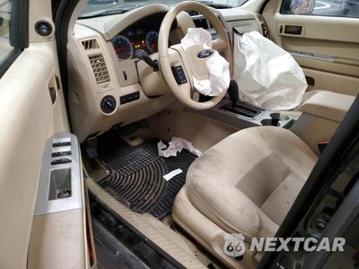 Zdjęcie 8 z 12 samochodu: 2008 FORD ESCAPE XLT VIN:1FMCU93158KB69047 - miniatura