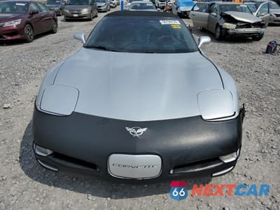 Piąte zdjęcie samochodu w środku: 2002 CHEVROLET CORVETTE VIN:1G1YY32G925116478 - miniatura
