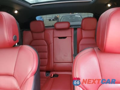 Zdjęcie 10 z 13 samochodu: 2023 PORSCHE MACAN S VIN:WP1AG2A53PLB39407 - miniatura