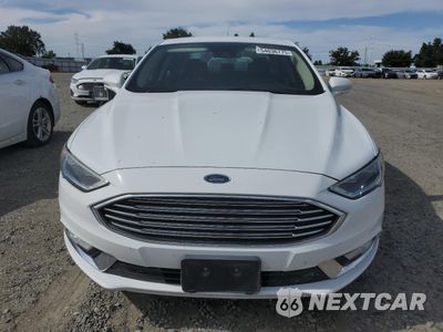 Piąte zdjęcie samochodu w środku: 2017 FORD FUSION SE HYBRID VIN:3FA6P0LU6HR408931 - miniatura