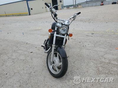 Drugie zdjęcie samochodu z przodu: 2000 HONDA VF750 C2 VIN:JH2RC4345YM500025 - miniatura