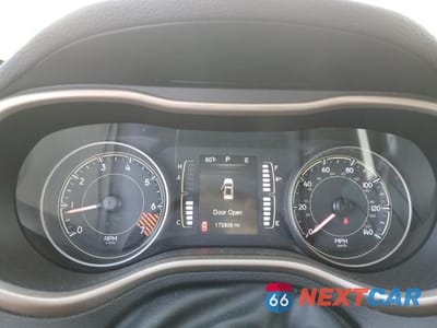Zdjęcie 9 z 13 samochodu: 2014 JEEP CHEROKEE LATITUDE VIN:1C4PJMCBXEW121316 - miniatura