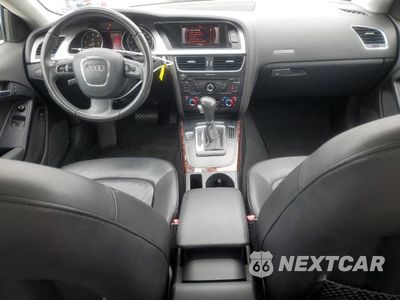 Zdjęcie 8 z 12 samochodu: 2011 AUDI A5 PREMIUM PLUS VIN:WAULFAFR6BA008556 - miniatura
