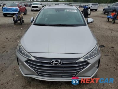 Piąte zdjęcie samochodu w środku: 2020 HYUNDAI ELANTRA SEL VIN:KMHD84LF4LU998776 - miniatura