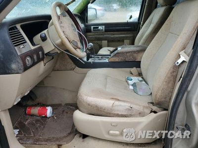 Zdjęcie 7 z 13 samochodu: 2005 LINCOLN NAVIGATOR VIN:5LMFU27525LJ10705 - miniatura