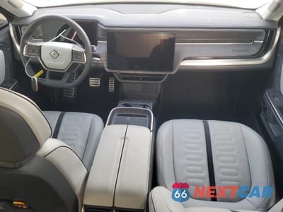 Zdjęcie 8 z 13 samochodu: 2023 RIVIAN R1S ADVENTURE VIN:7PDSGABA8PN012564 - miniatura
