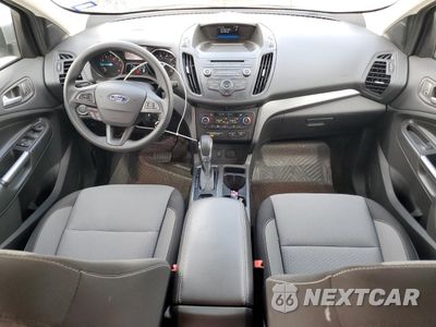 Zdjęcie 8 z 14 samochodu: 2018 FORD ESCAPE SE VIN:1FMCU0GD5JUC03160 - miniatura