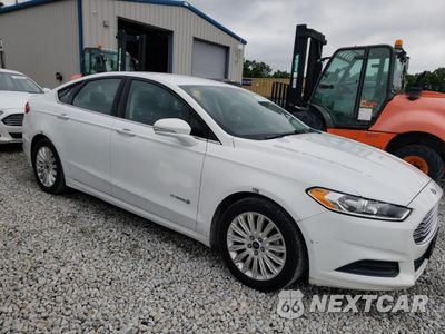 Czwarte zdjęcie samochodu z boku: 2016 FORD FUSION SE HYBRID VIN:3FA6P0LU8GR208342 - miniatura