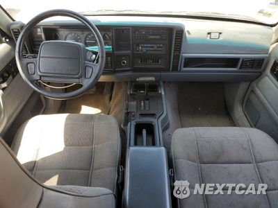 Zdjęcie 8 z 12 samochodu: 1995 JEEP CHEROKEE SPORT VIN:1J4FJ68S5SL558955 - miniatura