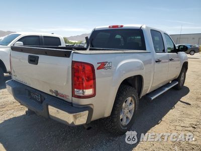 Trzecie zdjęcie samochodu z tyłu: 2011 GMC SIERRA K1500 SLE VIN:3GTP2VE38BG175622 - miniatura