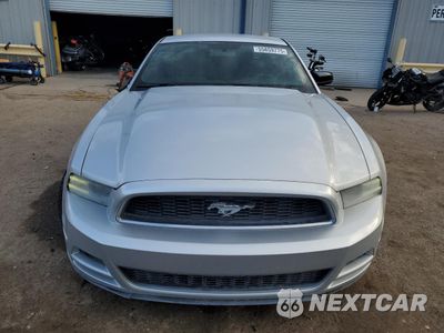 Piąte zdjęcie samochodu w środku: 2014 FORD MUSTANG VIN:1ZVBP8AM5E5235649 - miniatura