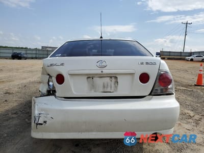 Zdjęcie 6 z 14 samochodu: 2001 LEXUS IS 300 VIN:JTHBD182710013059 - miniatura