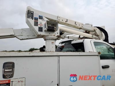 Zdjęcie 10 z 12 samochodu: 2013 RAM 5500 VIN:3C7WRNAL1DG563973 - miniatura