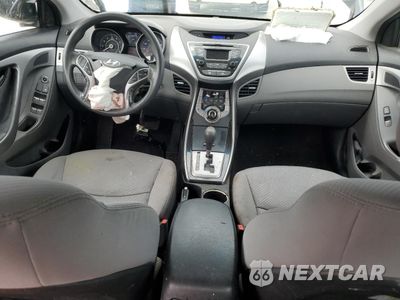 Zdjęcie 8 z 12 samochodu: 2013 HYUNDAI ELANTRA GLS VIN:5NPDH4AE2DH298880 - miniatura