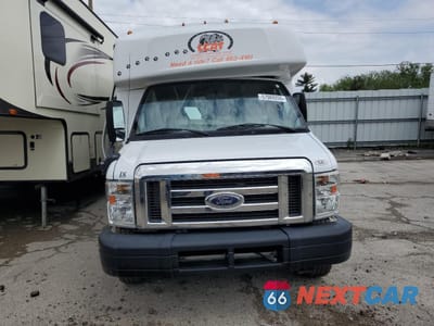 Piąte zdjęcie samochodu w środku: 2018 FORD ECONOLINE E350 SUPER DUTY CUTAWAY VAN VIN:1FDEE3FS9JDC23967 - miniatura