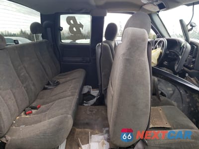 Zdjęcie 10 z 12 samochodu: 2004 CHEVROLET SILVERADO K3500 VIN:1GCHK39264E257319 - miniatura