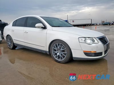 Czwarte zdjęcie samochodu z boku: 2009 VOLKSWAGEN PASSAT TURBO VIN:WVWJK93C49P054656 - miniatura