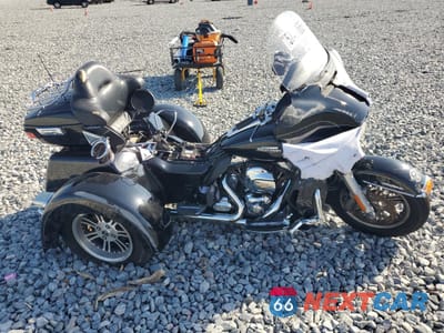 2016 HARLEY-DAVIDSON FLHTCUTG TRI GLIDE ULTRA 1HD1MAL18GB860373 - główne zdjęcie licytacji z USA - miniatura