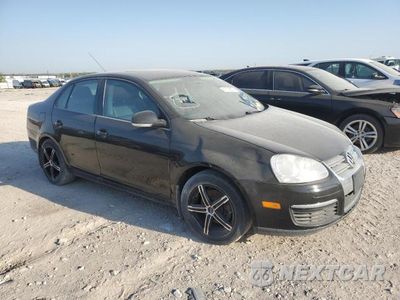 Czwarte zdjęcie samochodu z boku: 2010 VOLKSWAGEN JETTA VIN:3VWRX7AJXAM138031 - miniatura