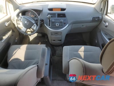 Zdjęcie 8 z 13 samochodu: 2010 NISSAN QUEST S VIN:5N1BV28U27N106827 - miniatura