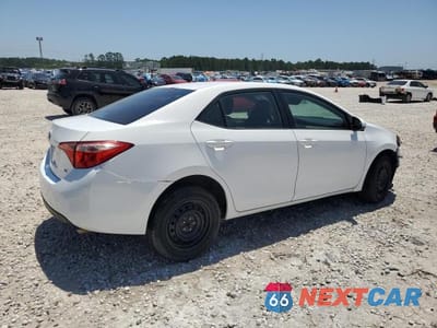 Trzecie zdjęcie samochodu z tyłu: 2018 TOYOTA COROLLA L VIN:5YFBURHEXJP775771 - miniatura