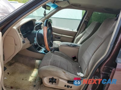 Zdjęcie 7 z 13 samochodu: 2001 FORD EXPLORER XLT VIN:1FMZU83P61UB54544 - miniatura