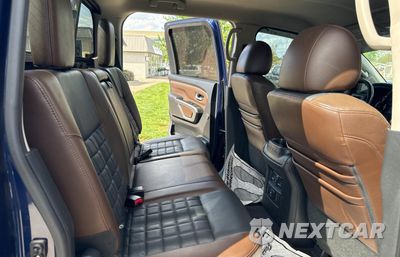 Zdjęcie 6 z 11 samochodu: 2016 NISSAN TITAN XD SL VIN:1N6BA1F40GN517153 - miniatura