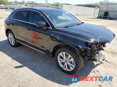 Czwarte zdjęcie samochodu z boku: 2025 AUDI Q3 PREMIUM S LINE 45 VIN:WA1DECF37S1029217 - miniatura