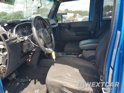 Zdjęcie 7 z 13 samochodu: 2016 JEEP WRANGLER UNLIMITED SPORT VIN:1C4BJWDG0GL281788 - miniatura
