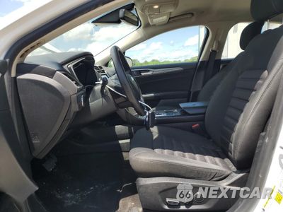 Zdjęcie 7 z 13 samochodu: 2019 FORD FUSION SE VIN:3FA6P0LU4KR124883 - miniatura